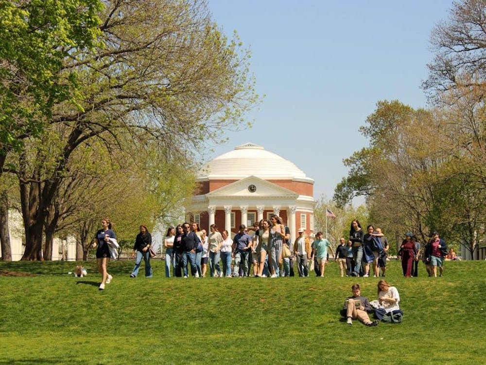 Cada día de DOTL comienza con el registro en Peabody Hall, seguido de los actuaciones a capella en el Lawn y una actuación de la Cavalier Marching Band