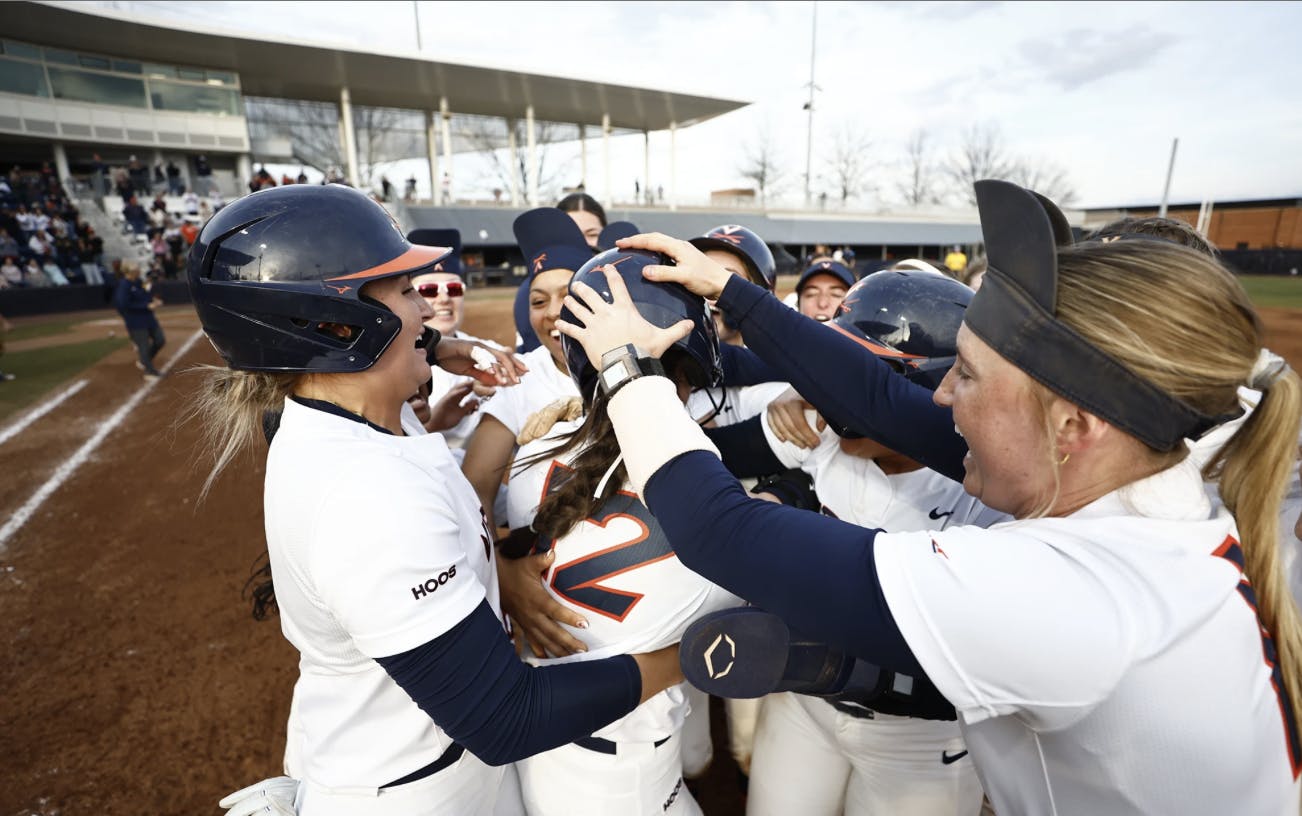 Weismer supplied the game-winning RBI single for Virginia's 19th consecutive victory.