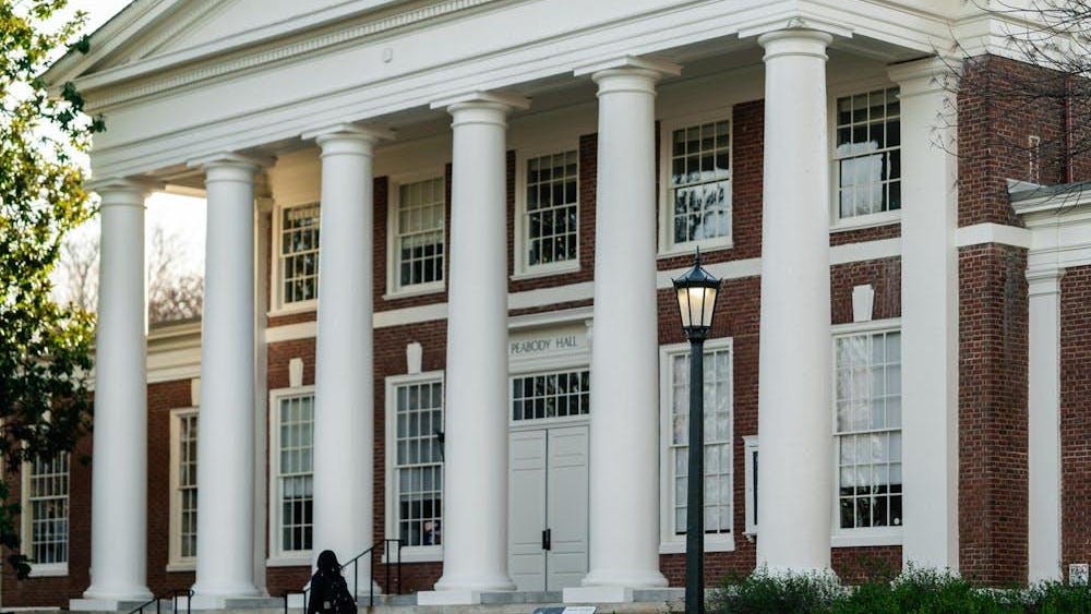 Cartas amenazaron las ayudas financieras o las acciones legales civiles si la Universidad no cumplía voluntariamente