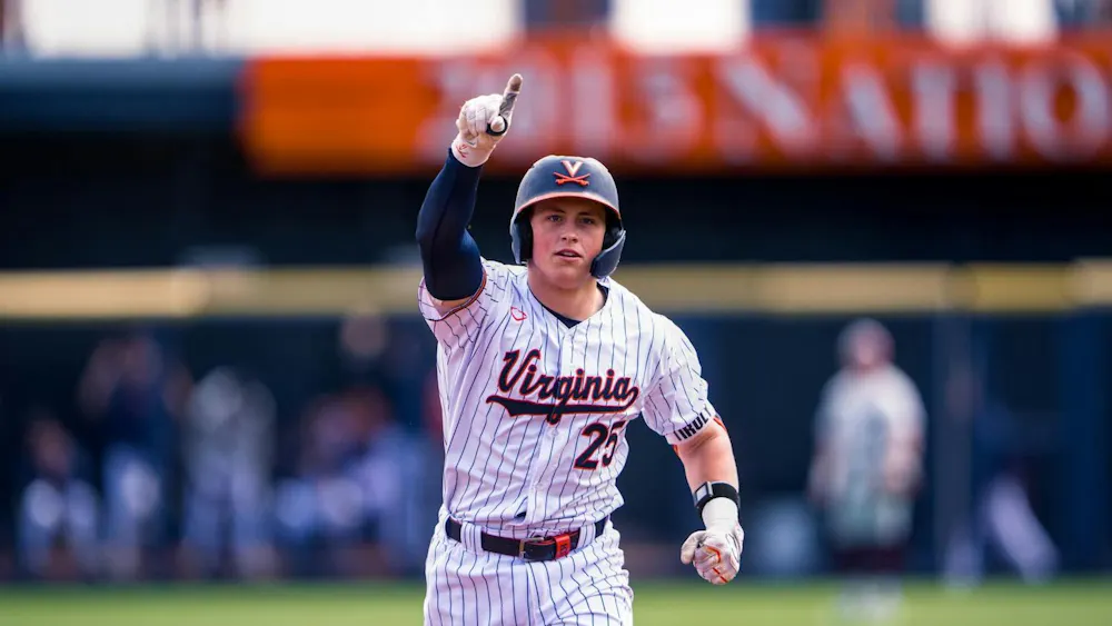 Tiroly rounds the bases.