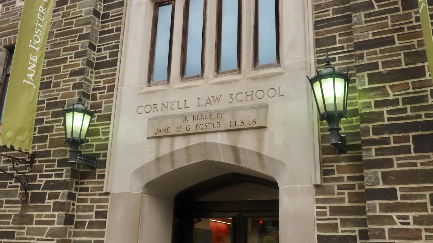 cornelllawrankingstory