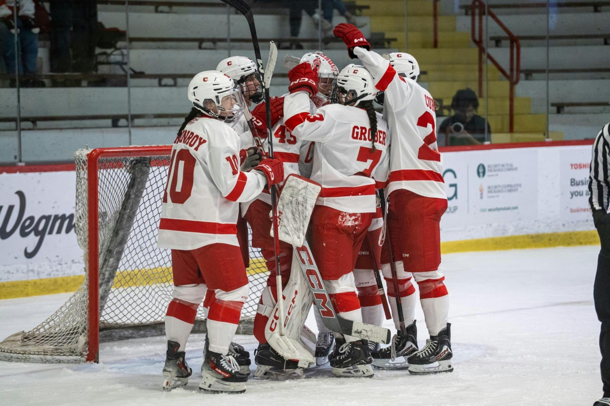Women's Hockey Notes Season Opener.jpeg