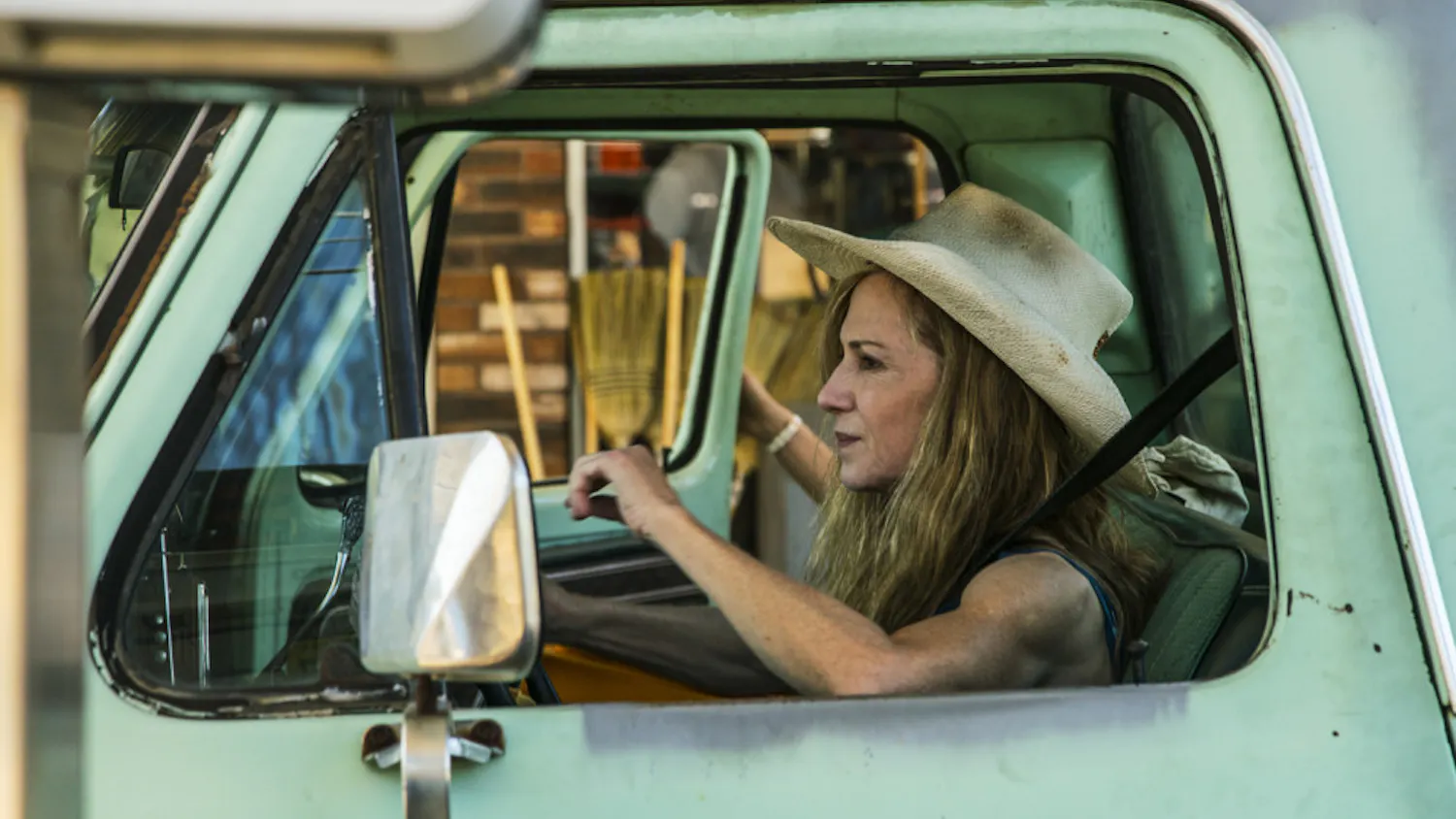 FILM_Strange-Weather2