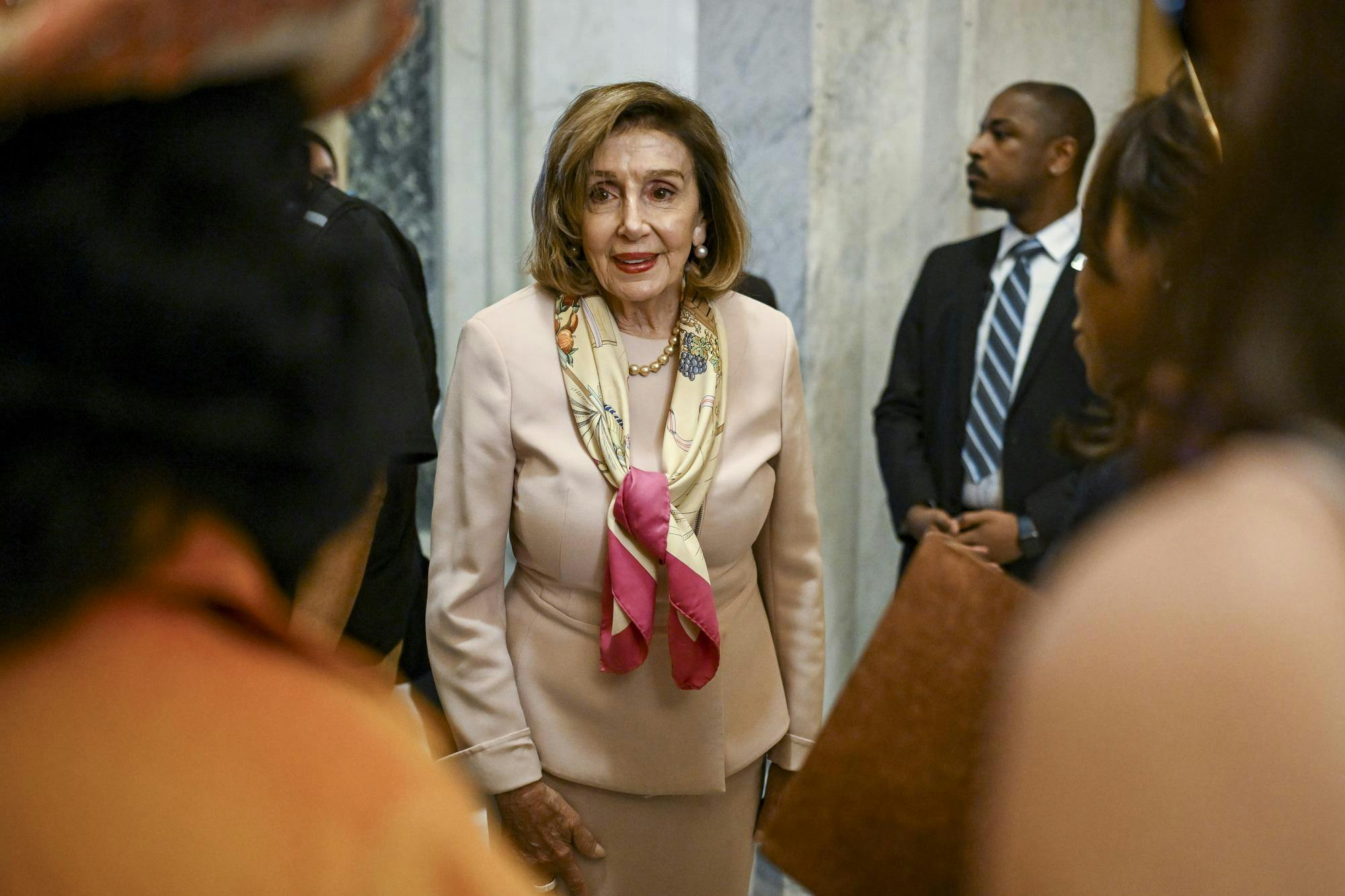 CONGRESS SCENE 3
