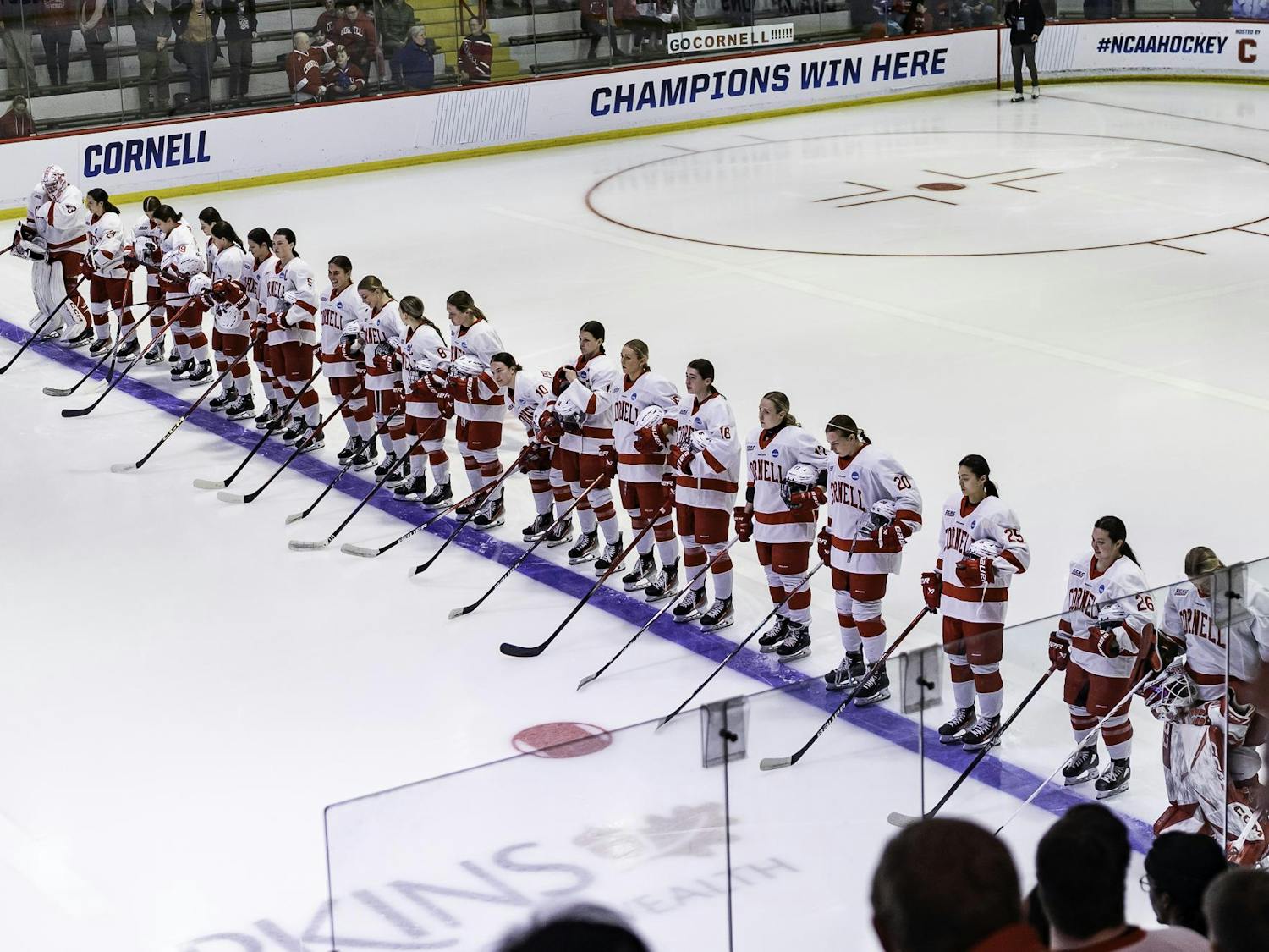 No. 3 Women’s Hockey Readies for Frozen Four
