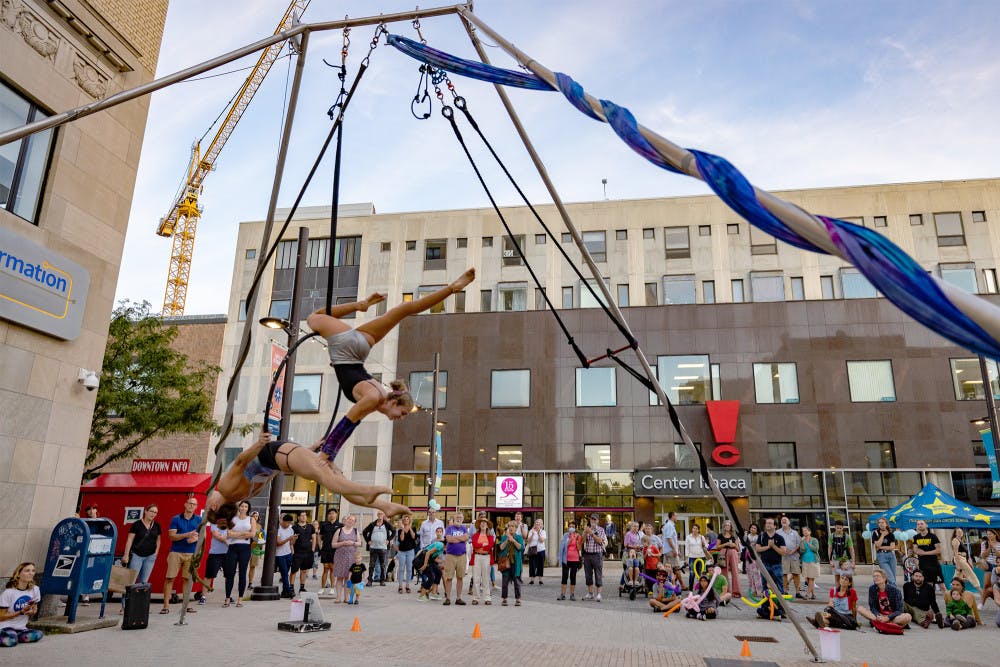 Pg-1-Circus-courtesy-of-Avi-Pryntz-Nadworny