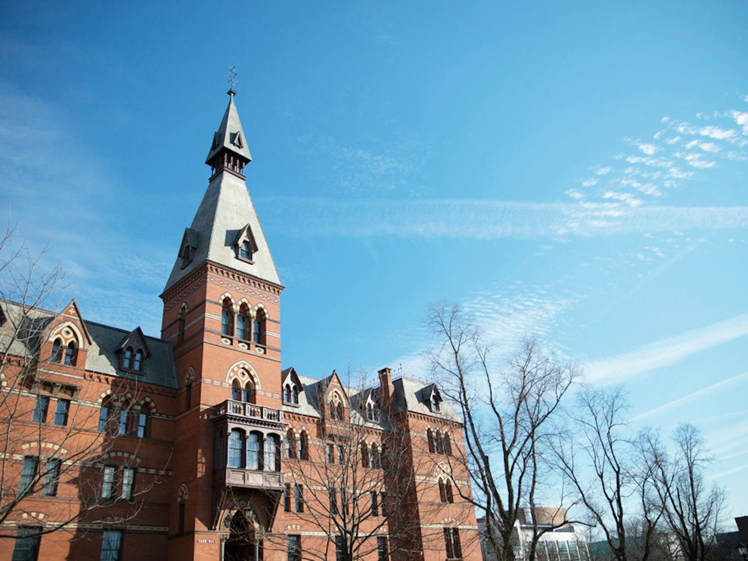 Pg-1-Sage-Hall-Cameron-Pollack-Senior-Photographer