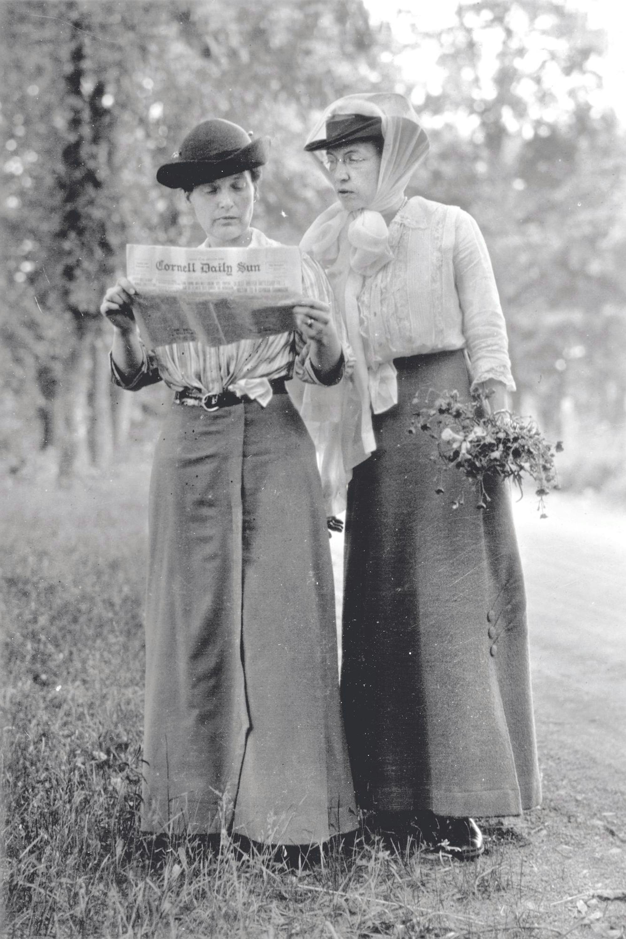 1914 photo, better scan from print.jpg