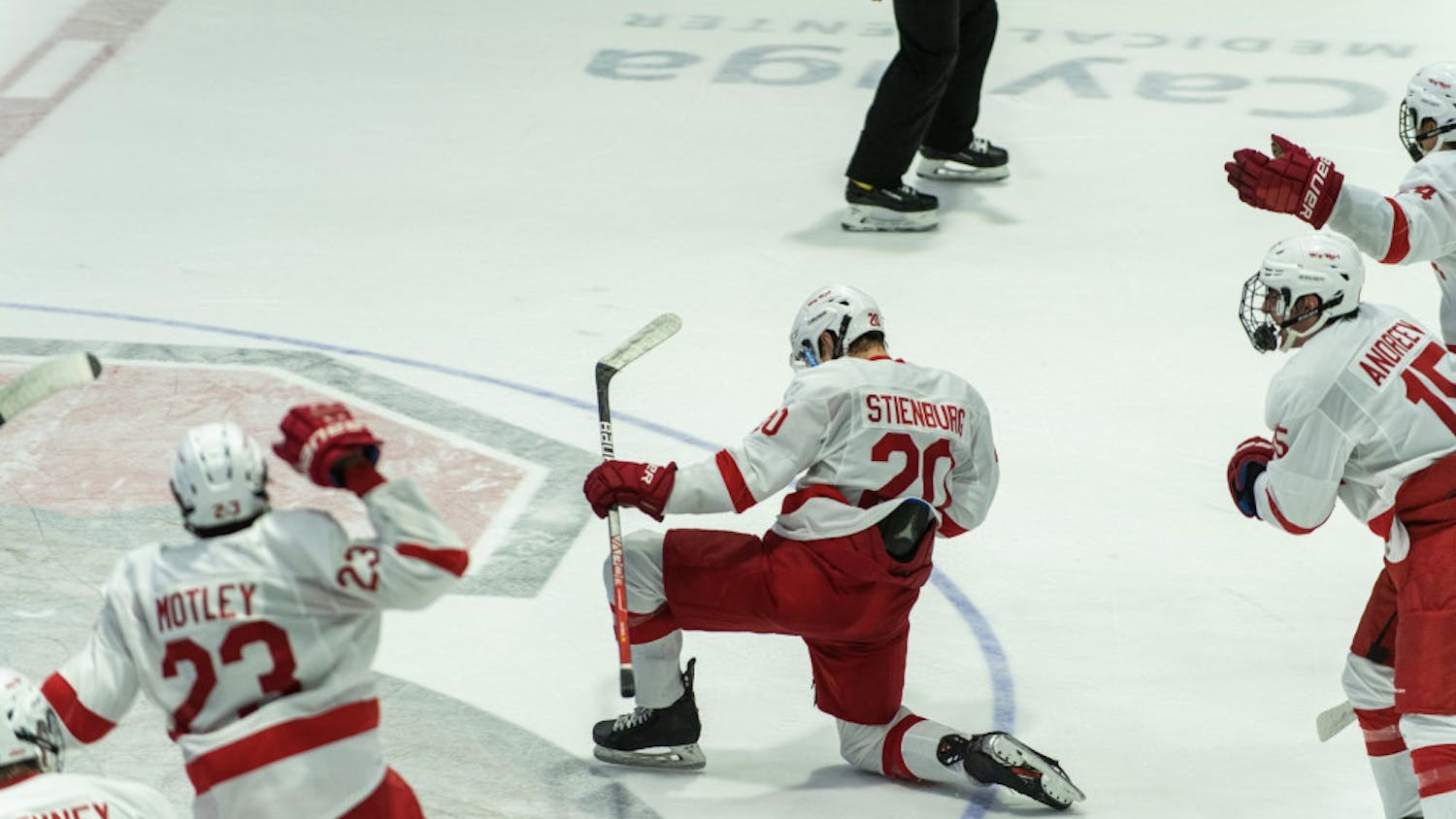 829E5B28-5128-49E4-B74C-ACB1D08FF43B