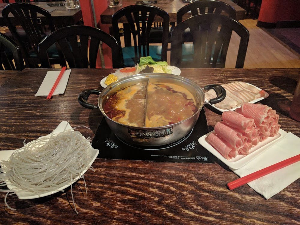 Pg-8-dining-hotpot
