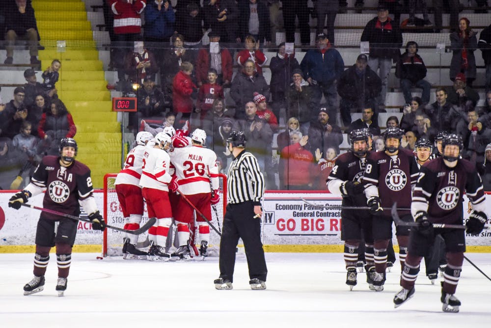 Pg-20-M-Hockey-by-Boris-Tsang