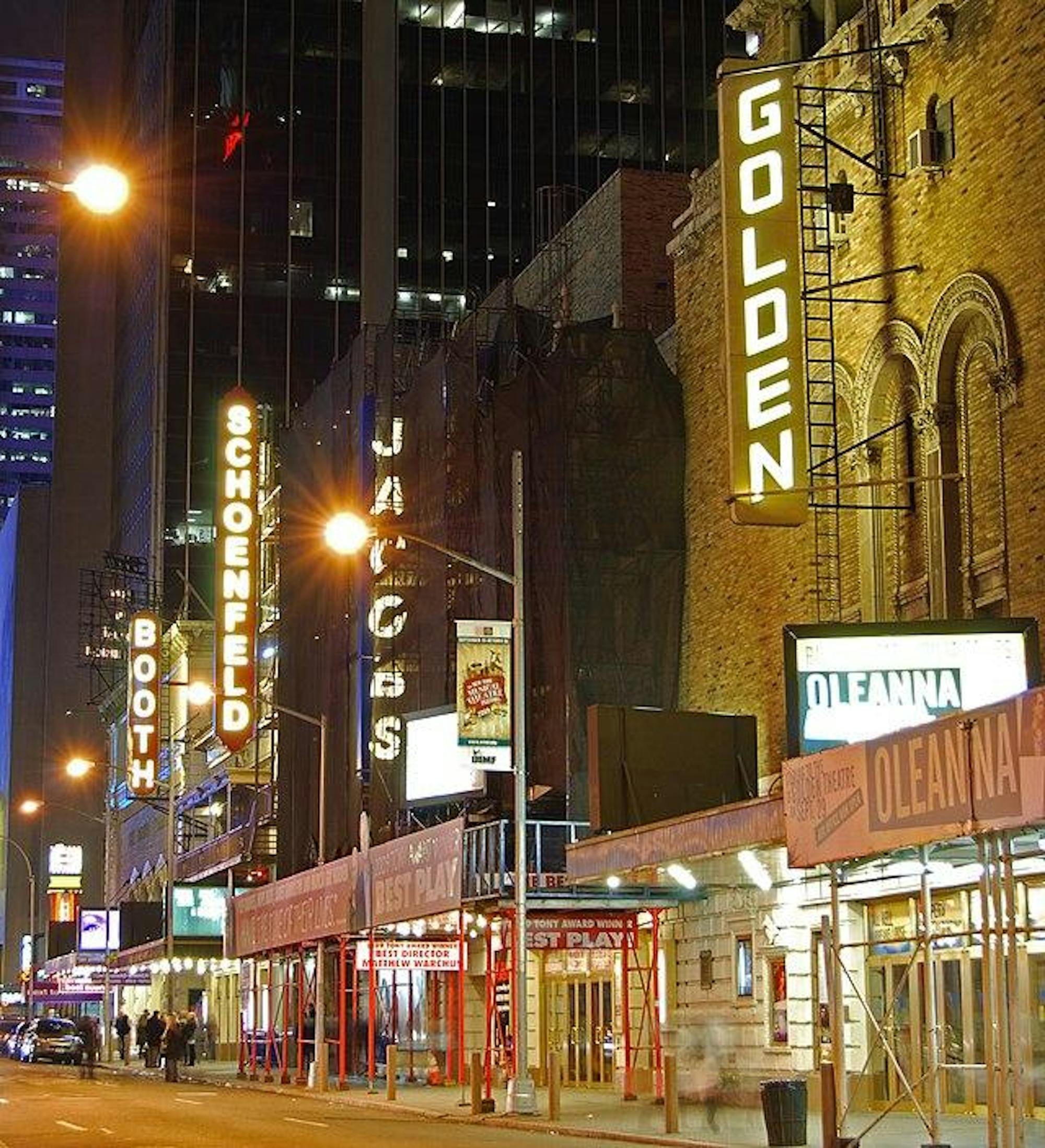 640px-Broadway_Theaters_45th_Street_Night.jpg