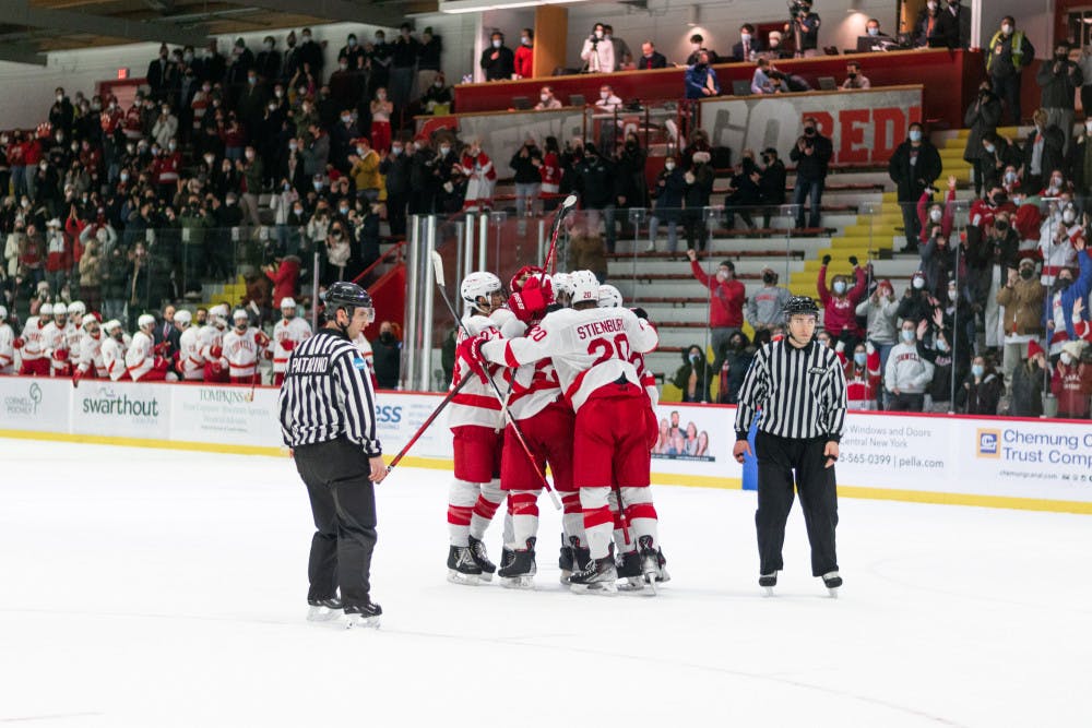 Mens-Hockey-vs-Dartmouth-16