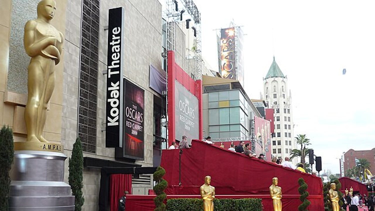 Red_carpet_at_81st_Academy_Awards_in_Kodak_Theatre
