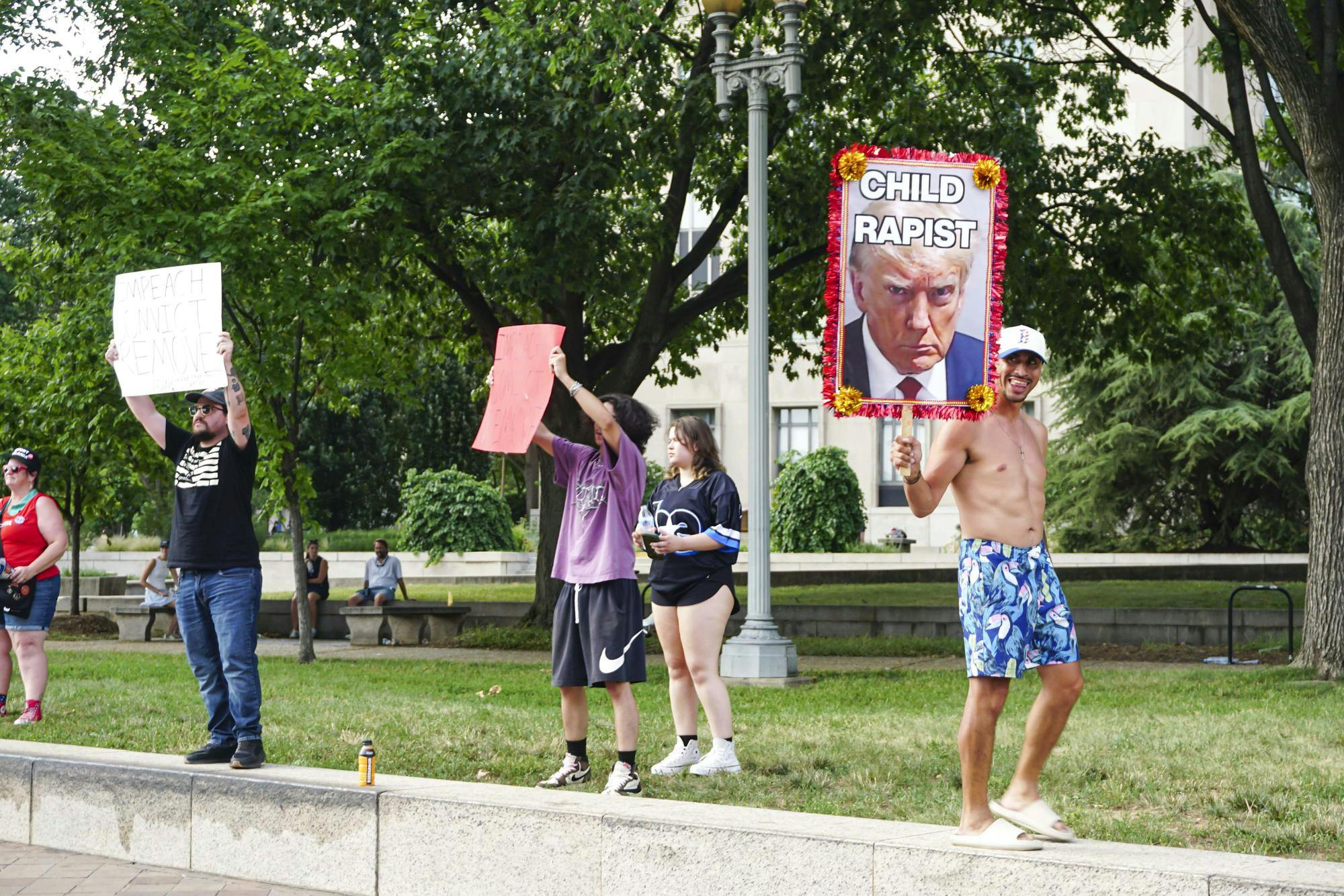 America 11 DC