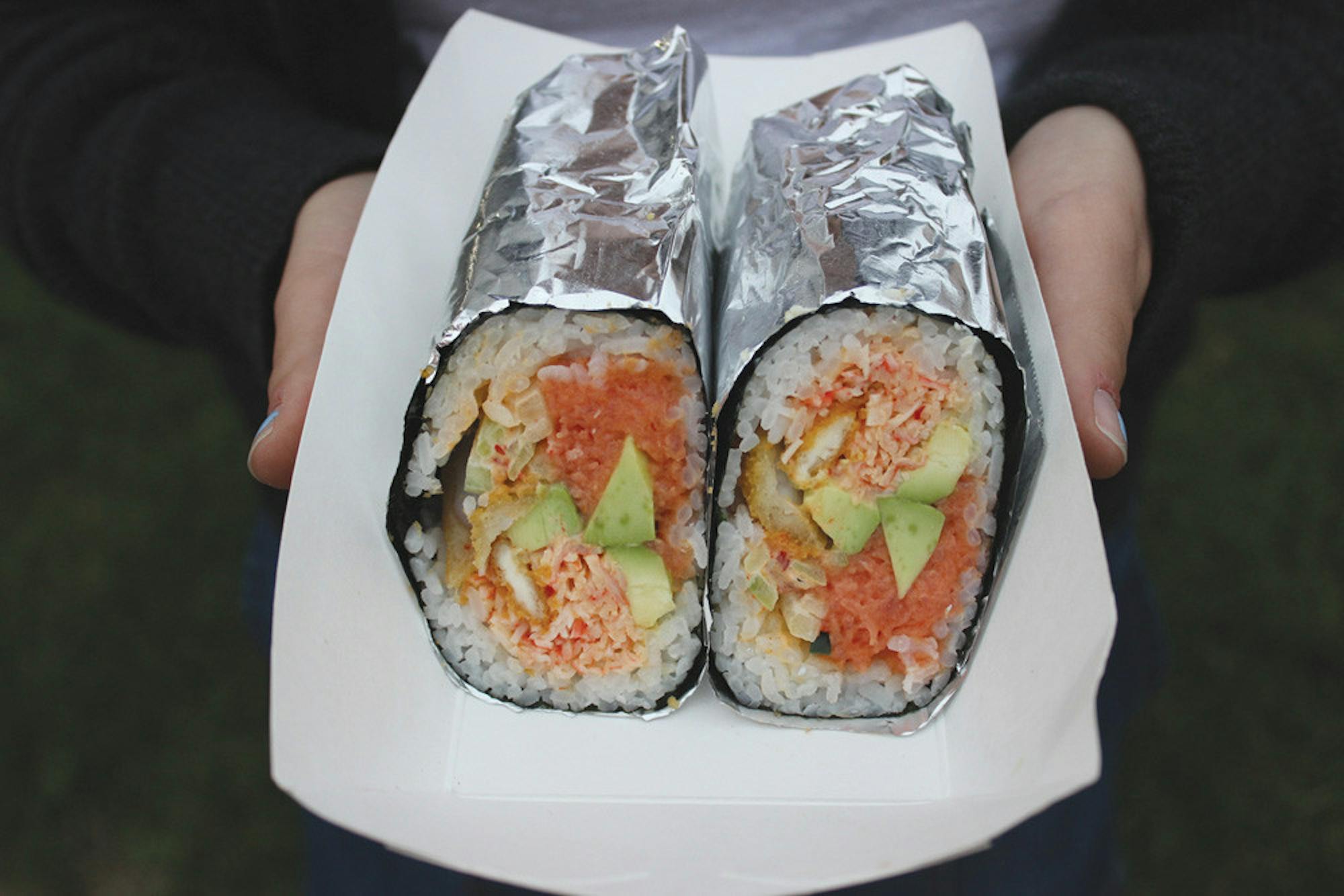 Pg-6-Dining-1-by-Karly-Krasnow-Staff