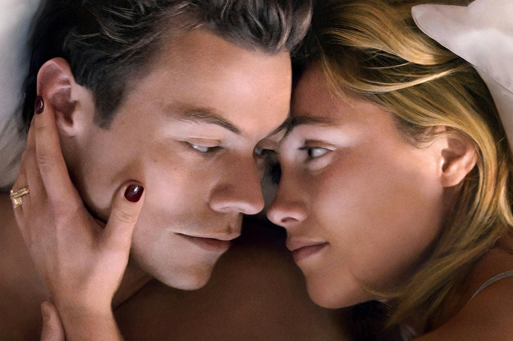 Pg-5-Arts-Dont-Worry-Darling-courtesy-of-Warner-Bros