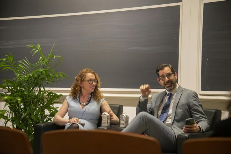 From Suppressive Governments to College Campuses: Academics and Journalists Discuss the Power to Dissent