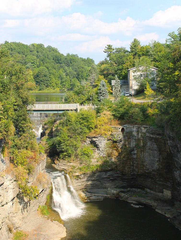 Pg-1-Gorges-Candid-by-Michaela-Brew-Editor