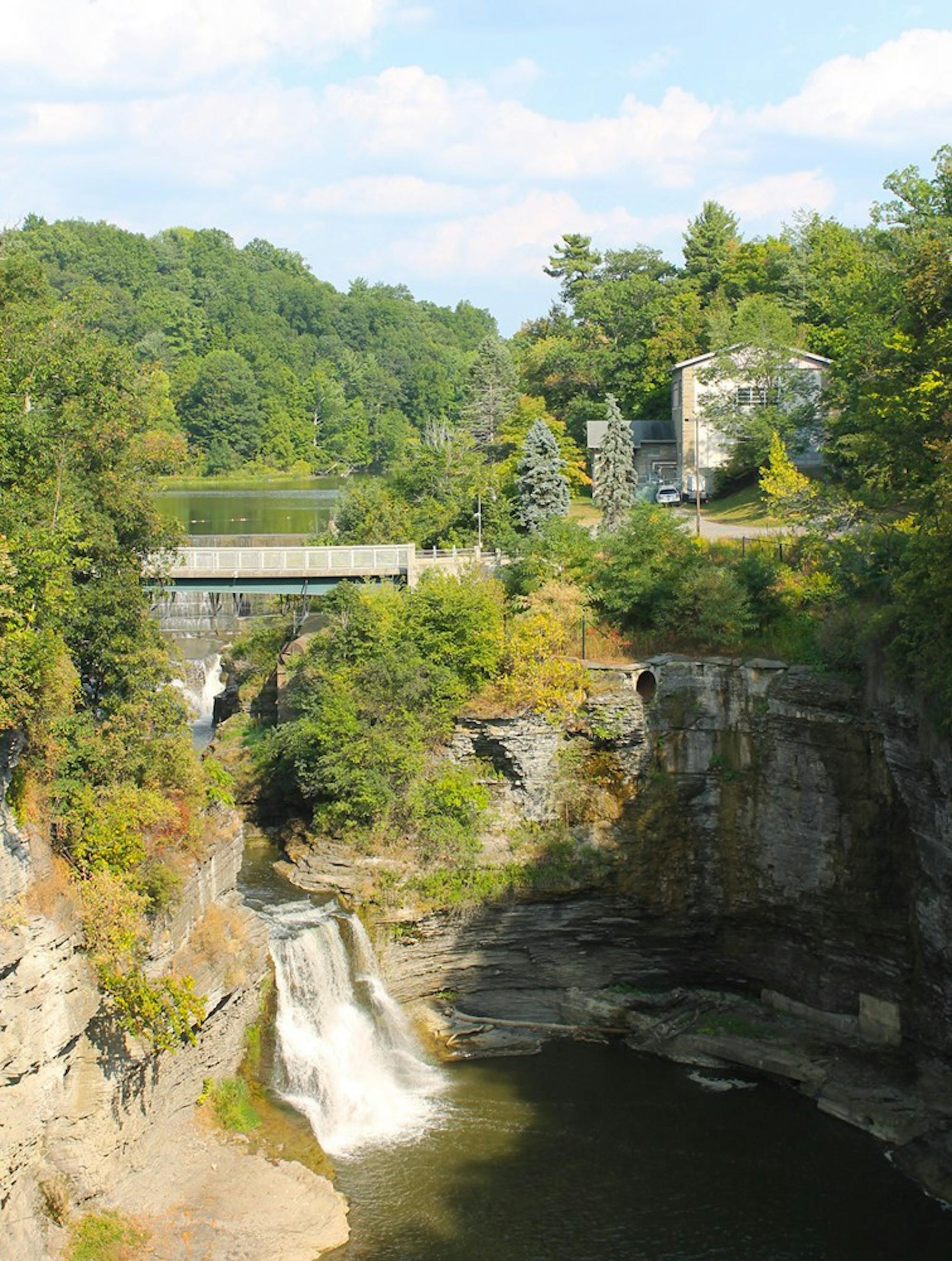 Pg-1-Gorges-Candid-by-Michaela-Brew-Editor