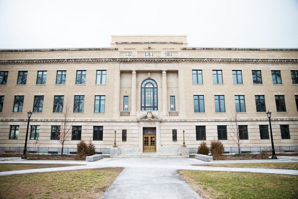 Pg-1-Warren-by-Cameron-Pollack-Senior-Photographer