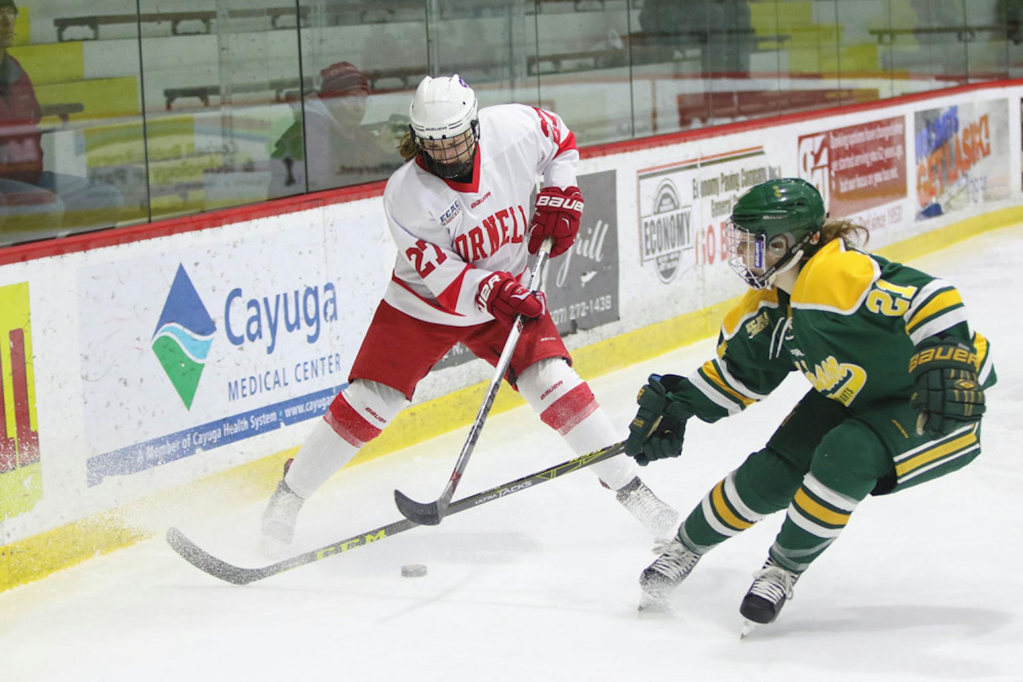 Womens-Hockey-by-Jason-Ben-Nathan-Senior
