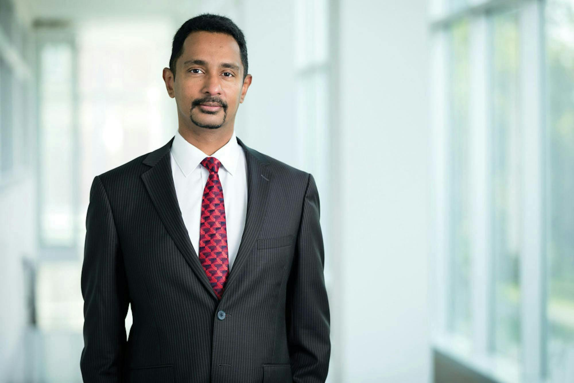 Dean Ray Jayawardhana.jpg