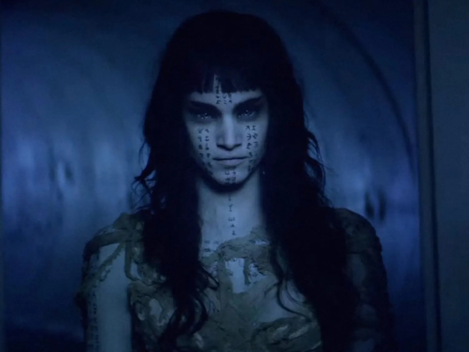 4db260ae068f5da5-2048x1024