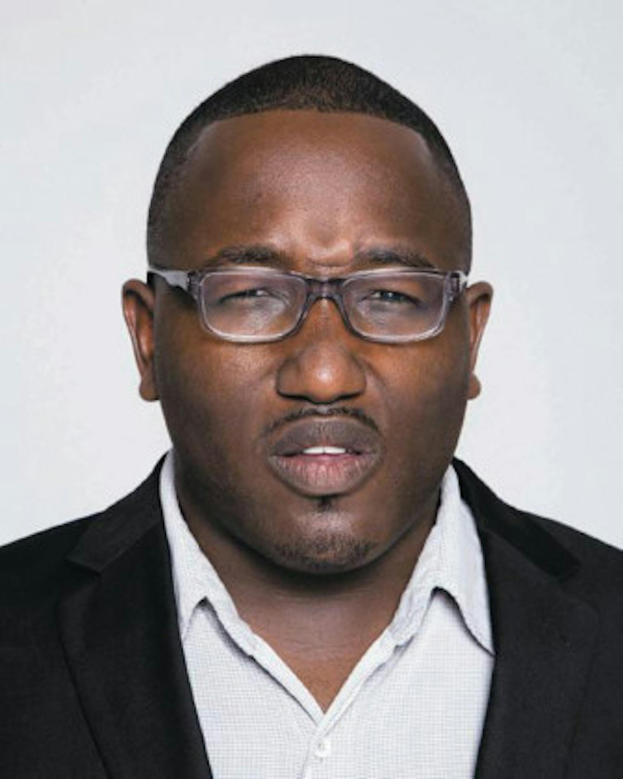 Pg-1-MUG-Hannibal-Buress