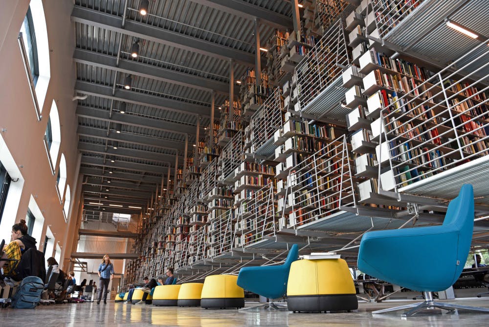 Pg-1-FAL-by-Boris-Tsang-Photo-Editor