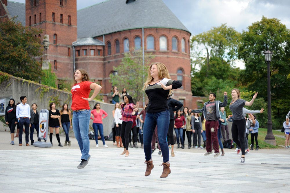 Pg-3-Flashmob-by-Brittney-Chew-News-Photo-Editor