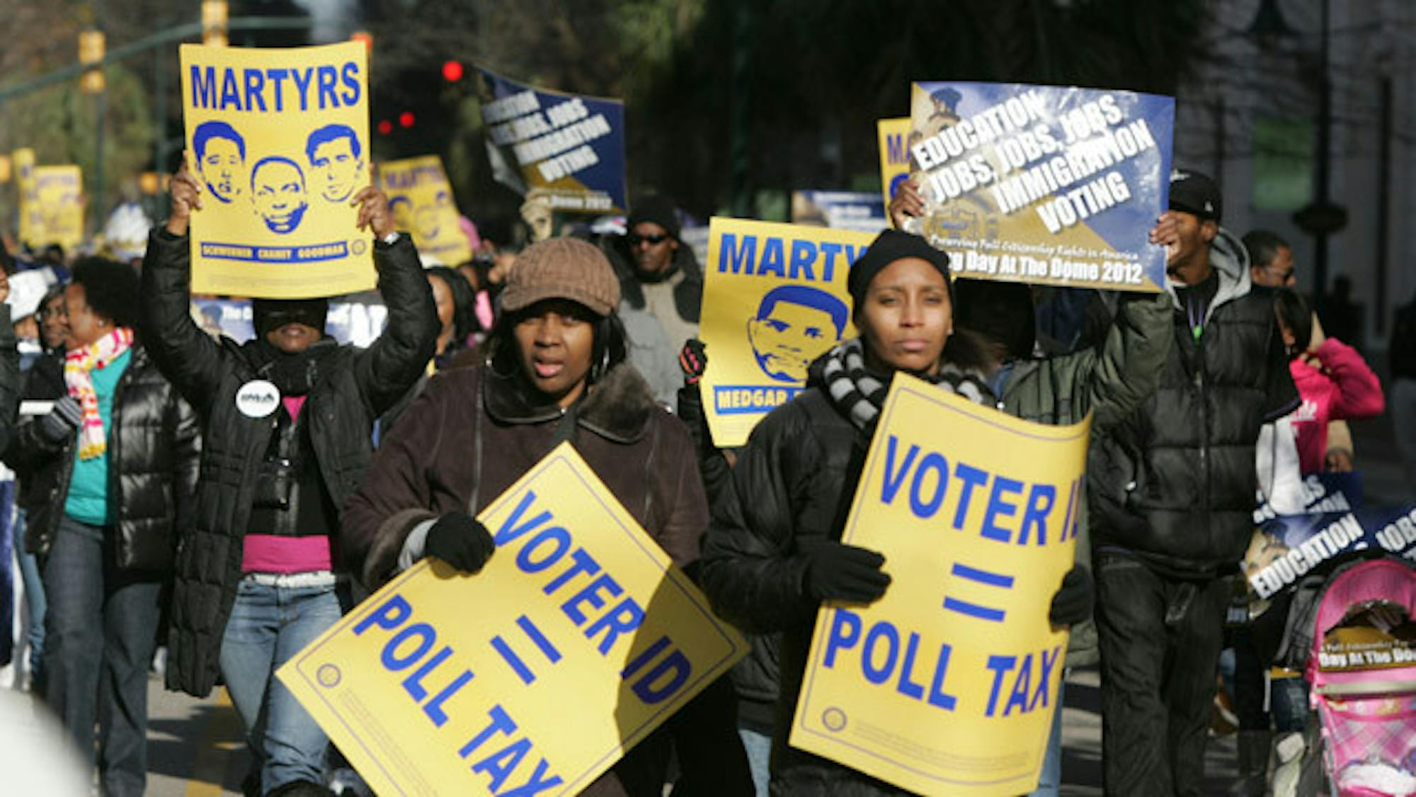 AP120116034865_SCVoterID