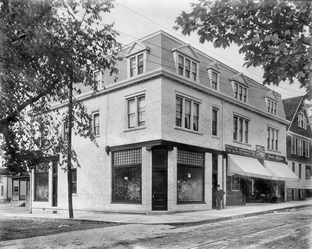 Pg-1-Chapter-House-Photo