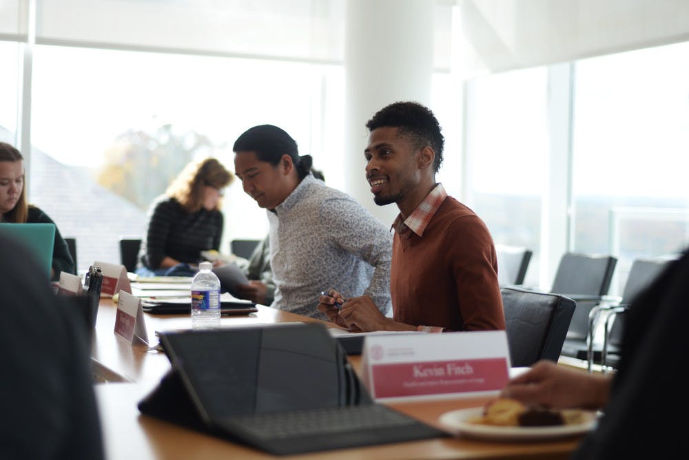 Pg-1-EA-meeting-by-Brittney-Chew-Assistant-Photo-Editor