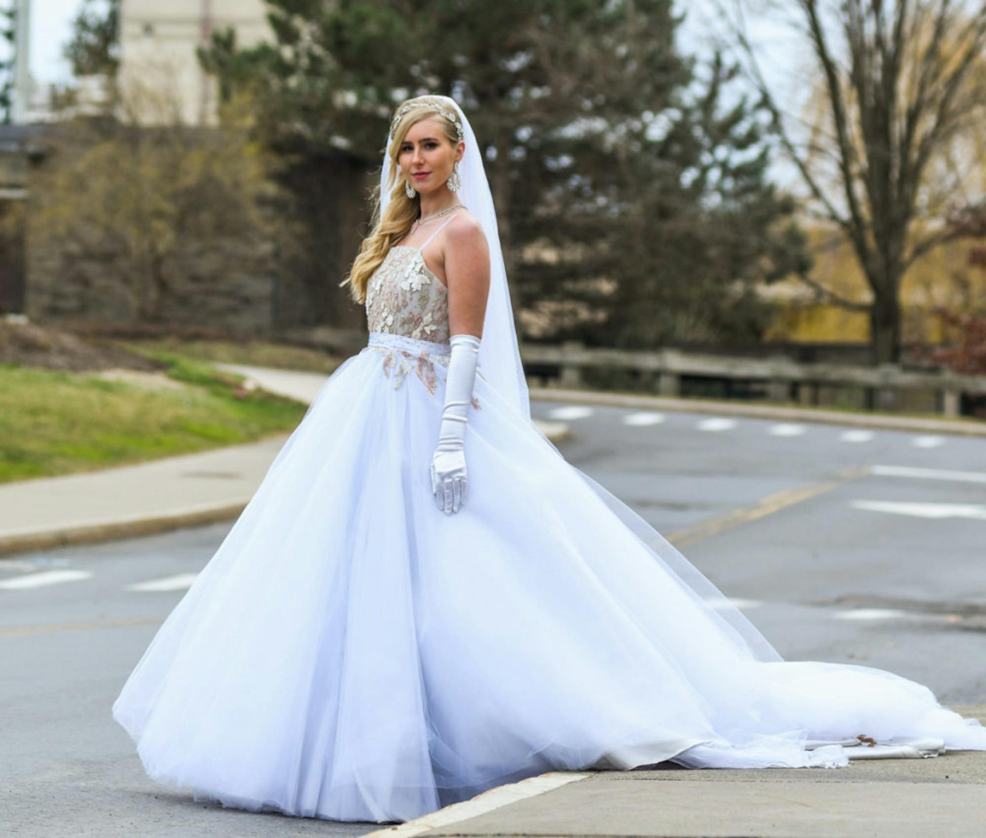 Model: Isabella Capuano '23