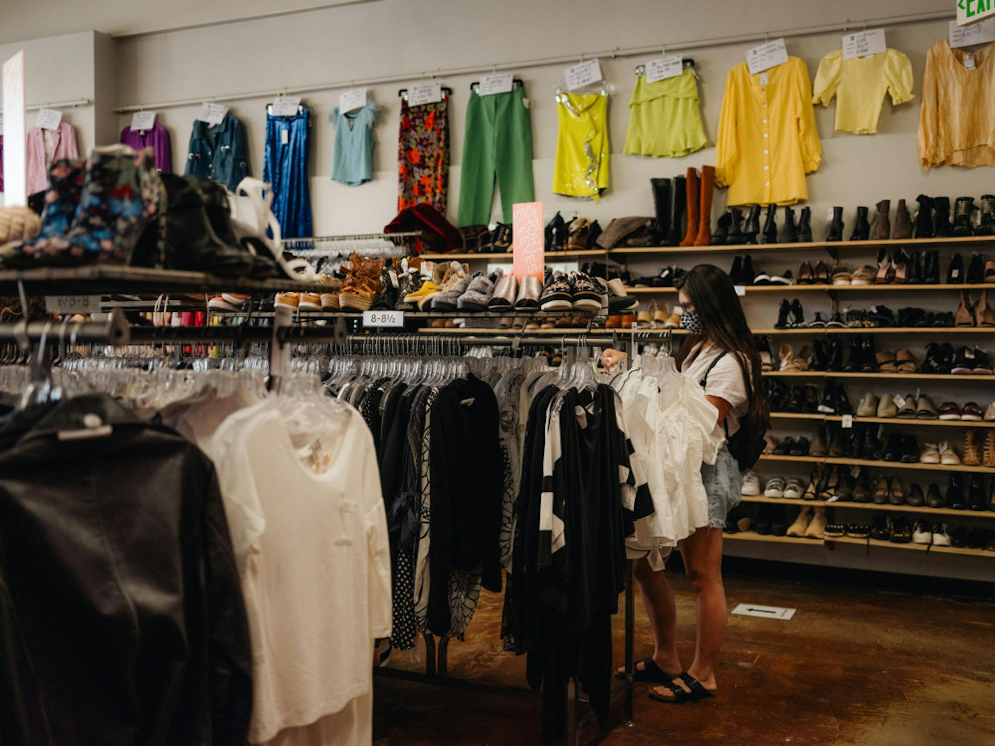 Pg-4-thrifting-courtesy-of-ROZETTE-RAGO-NYT-scaled