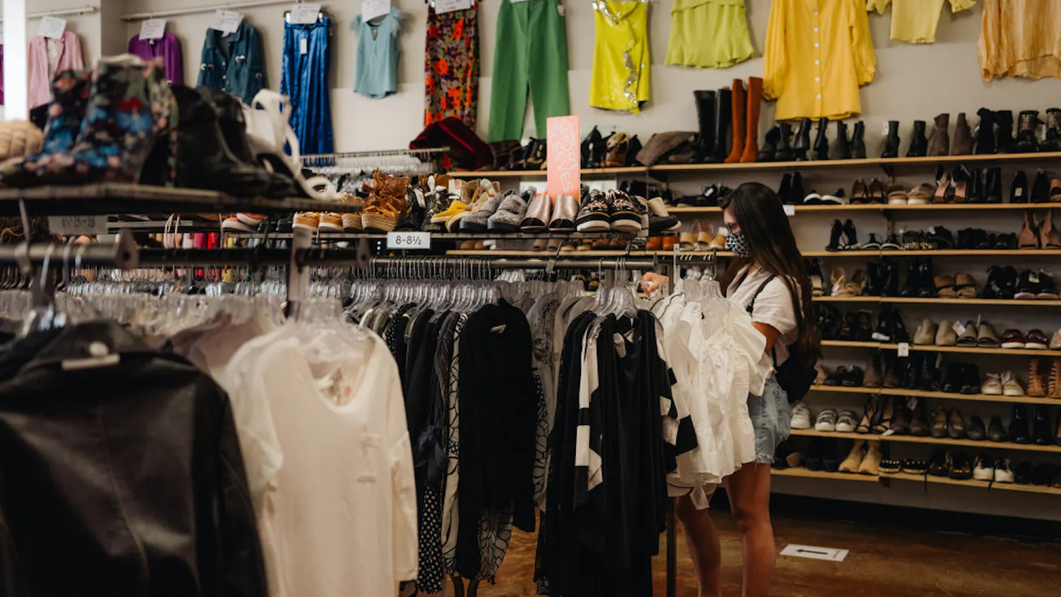 Pg-4-thrifting-courtesy-of-ROZETTE-RAGO-NYT-scaled