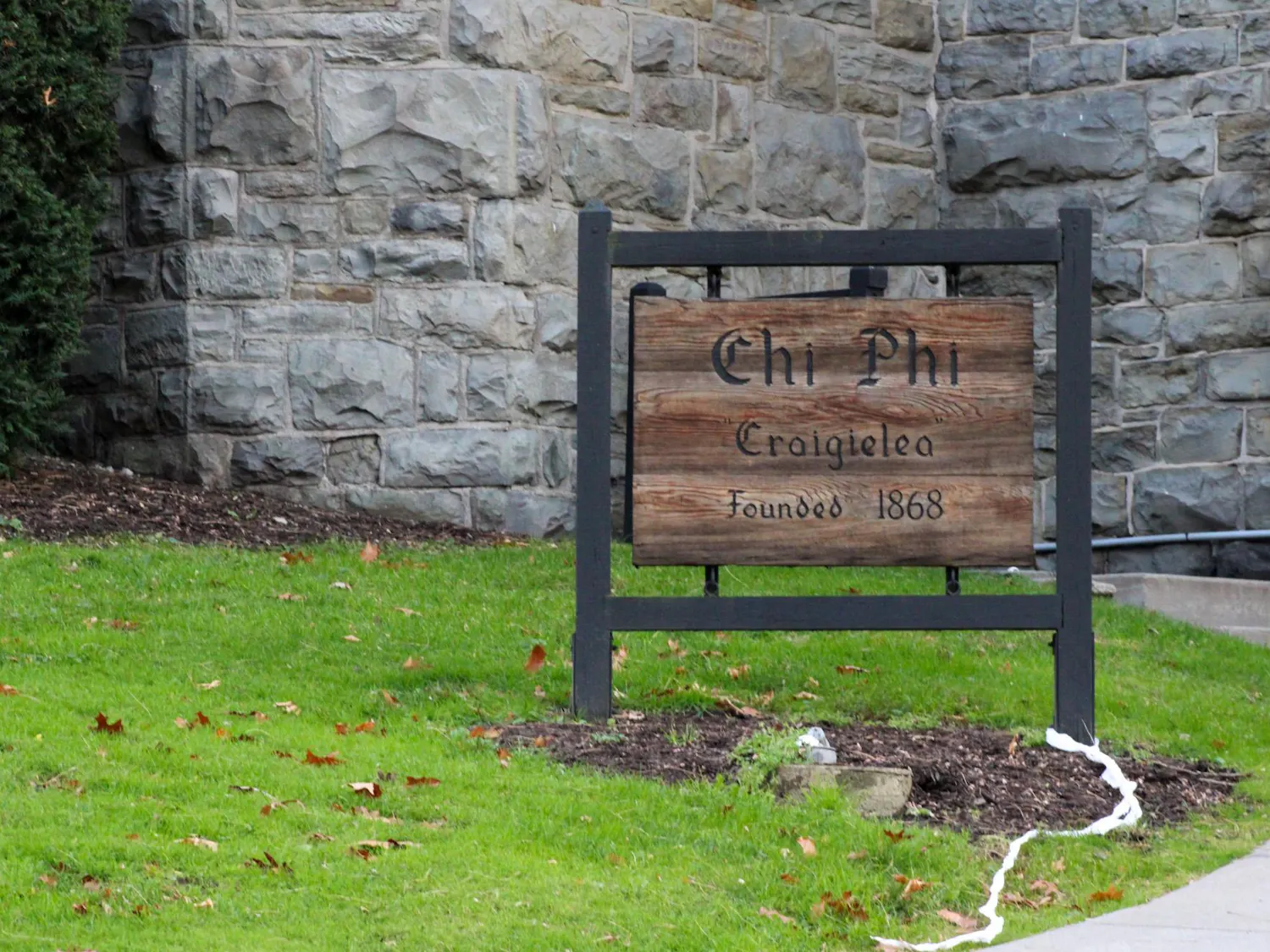Chi Phi