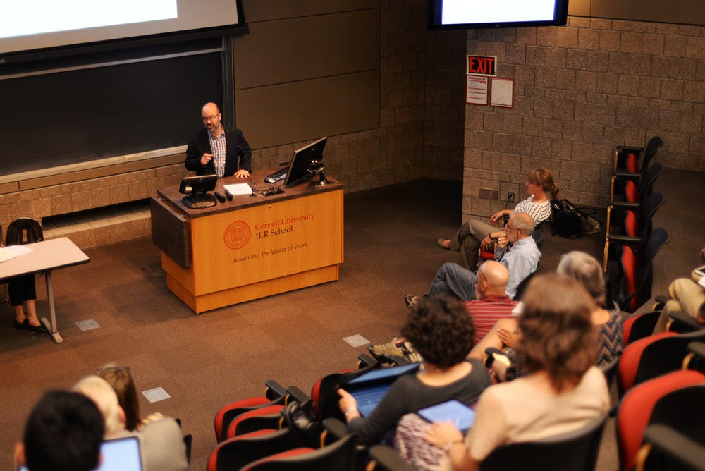 Pg-1-Housing-Forum-by-Brittney-Chew-Assistant-Photo-Editor