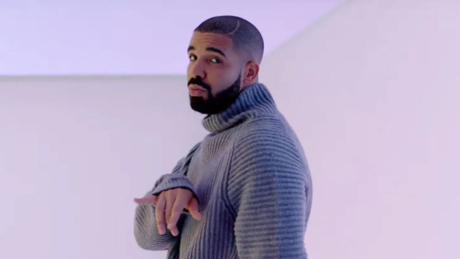 Swerves-of-2015-drake-hotline-bling