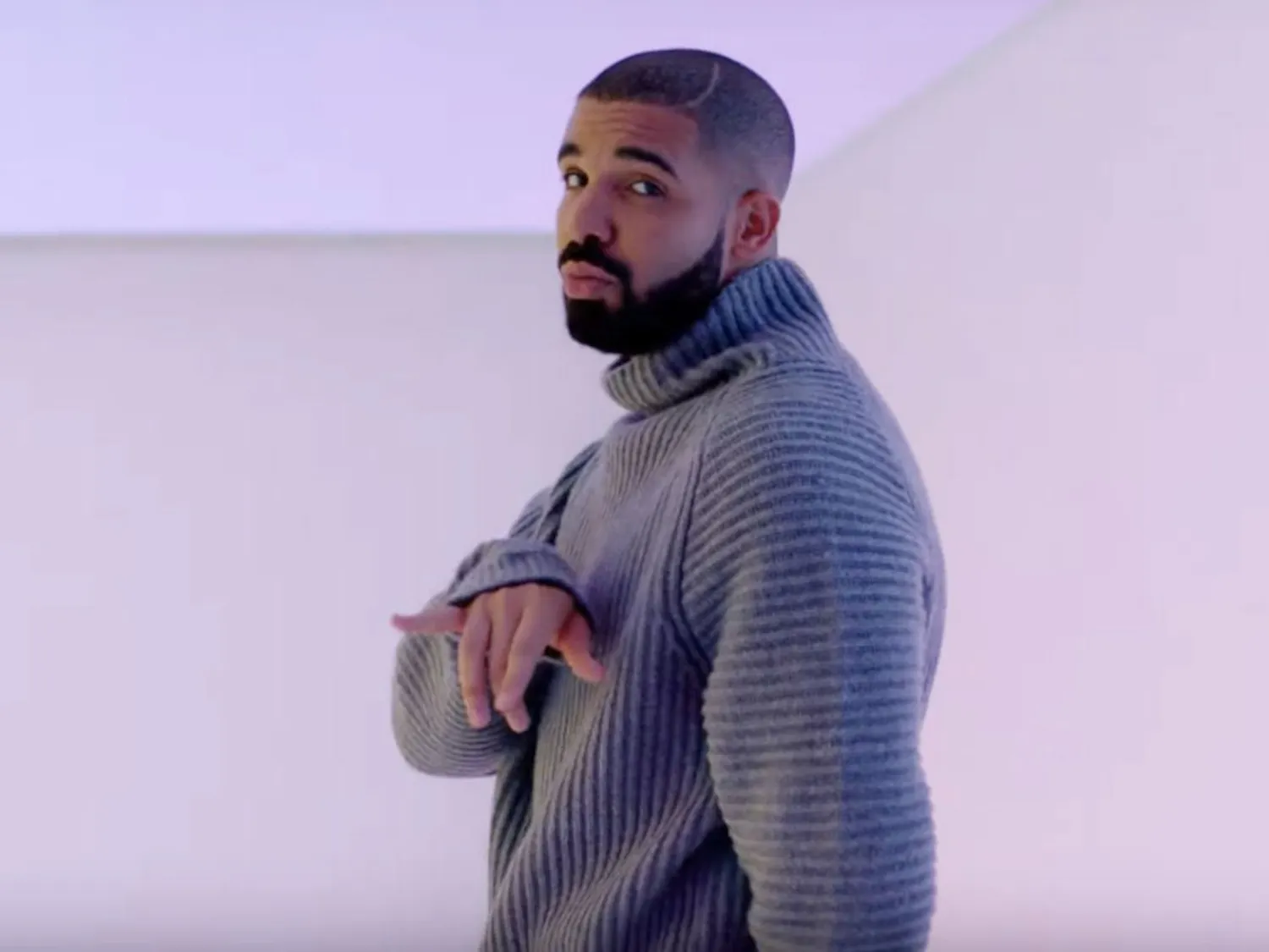 Swerves-of-2015-drake-hotline-bling