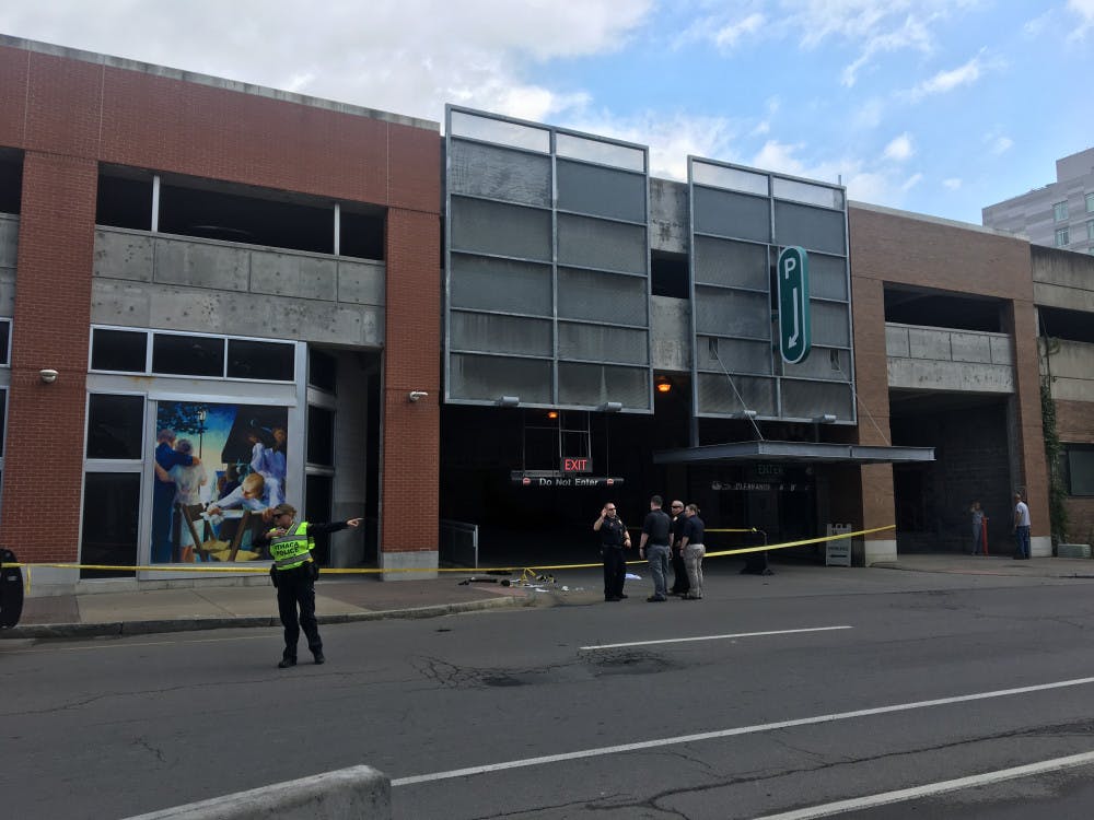 B38350E2-812E-4B13-BC18-1AB79EEDBB84