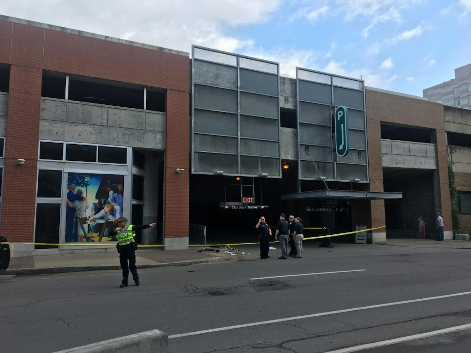 B38350E2-812E-4B13-BC18-1AB79EEDBB84