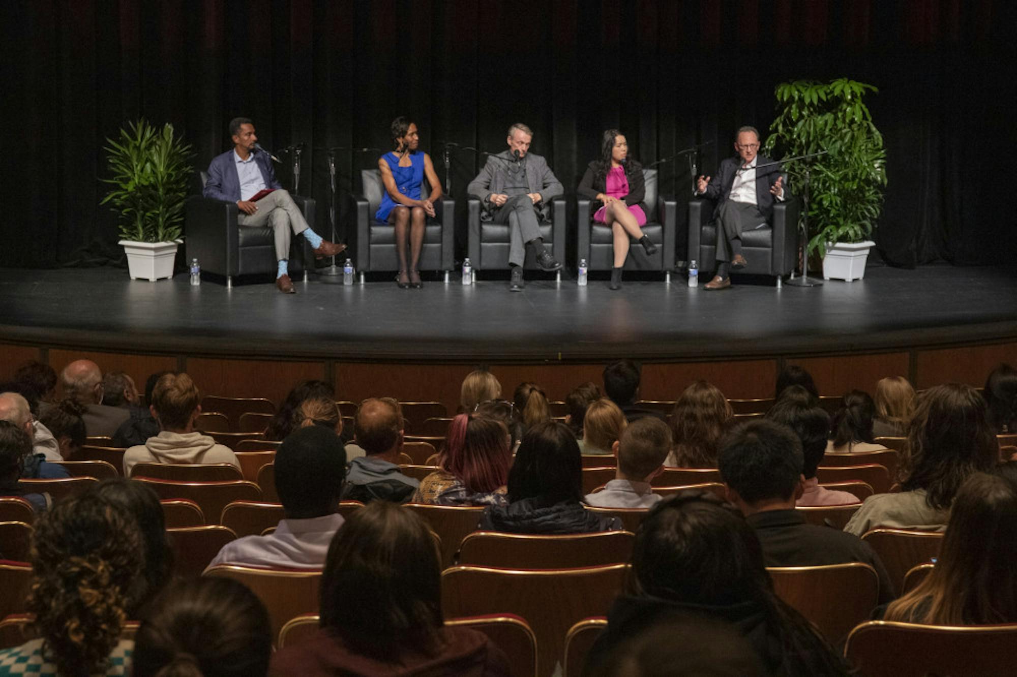 Ann-Simmons-by-Julia-Nagel-Photo-Editor