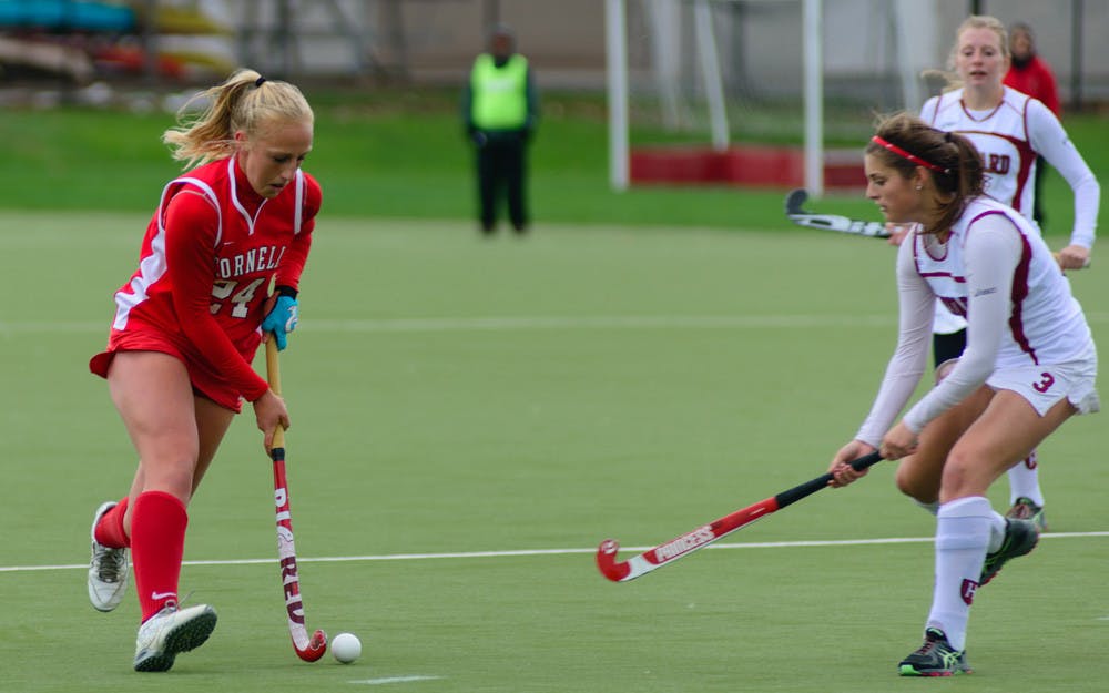 Field-Hockey-Katie-Weeks-by-David-Navadeh-File-Photo