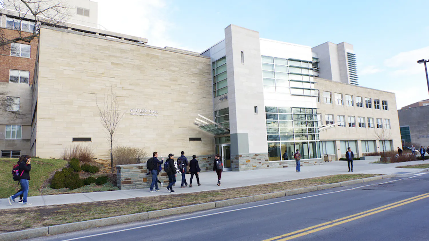 Pg-3-Hotelies-in-tech-by-Adrian-Boteanu