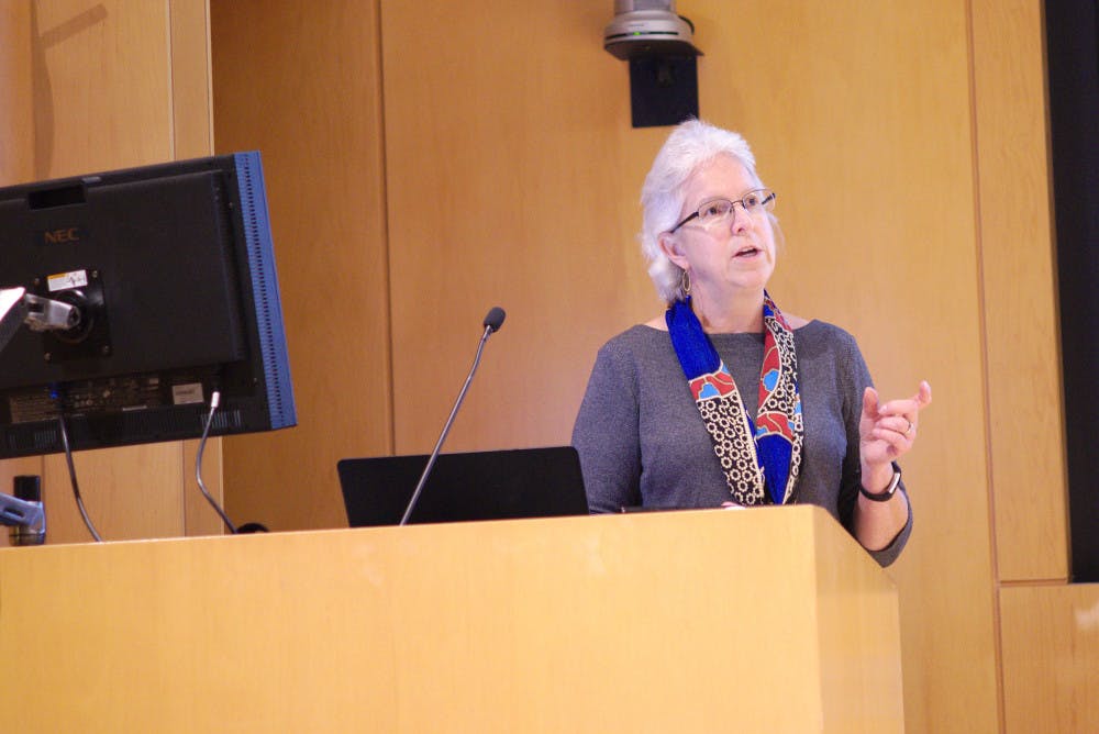 Faculty-Senate-by-Adrian-BoteanuIMGP4701