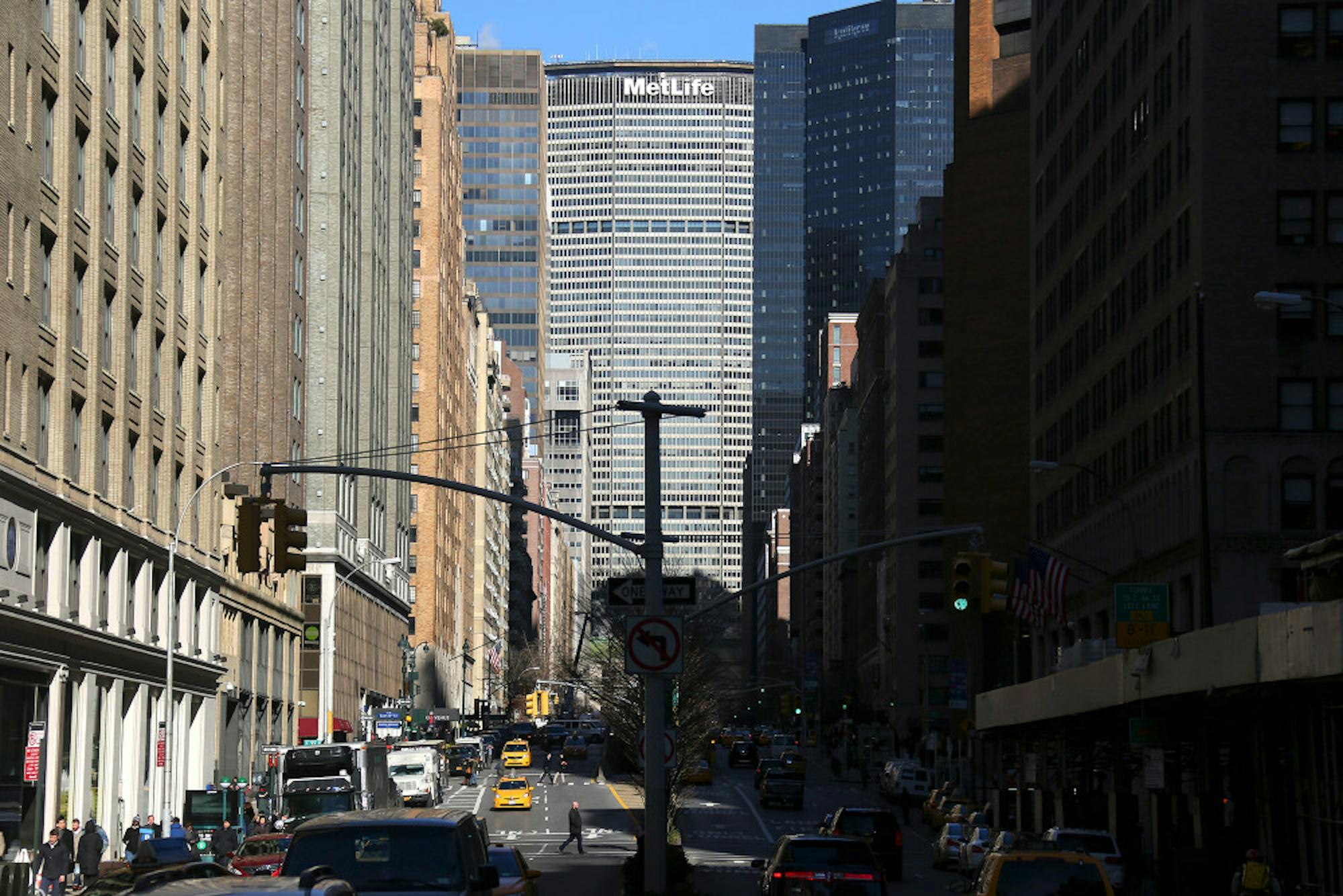 Pg-3-News-Employee-Benefits-MetLife-Insurance-Chang-W.-Lee-via-New-York-Times