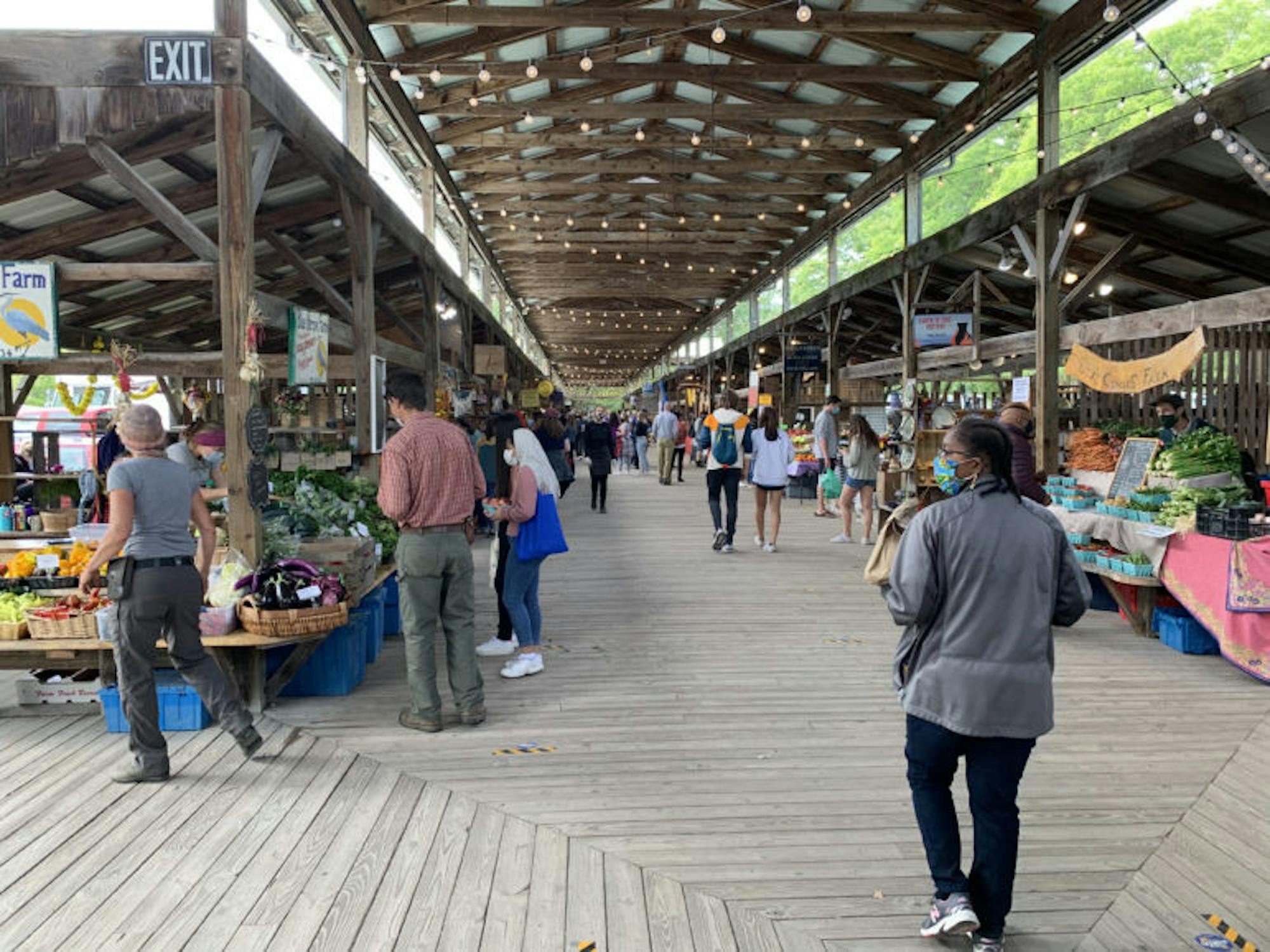 Even though the line was long, the crowds were relatively small inside the pavilion. (Benjamin Velani / Dining Editor)