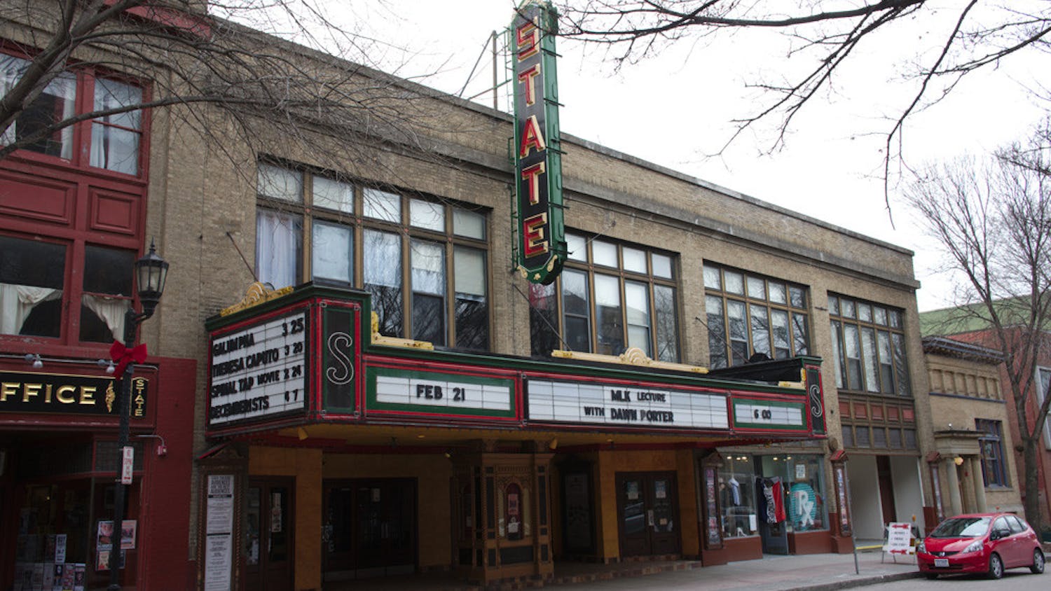 Pg-3-State-Theater-by-Adrian-Boteanu-Staff